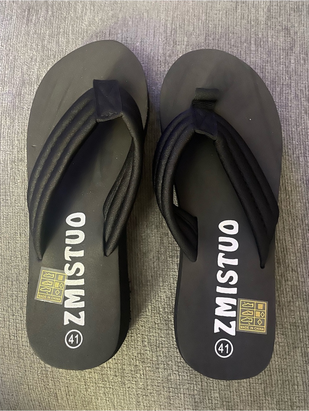 Women’s Black Padded Thong Sandals